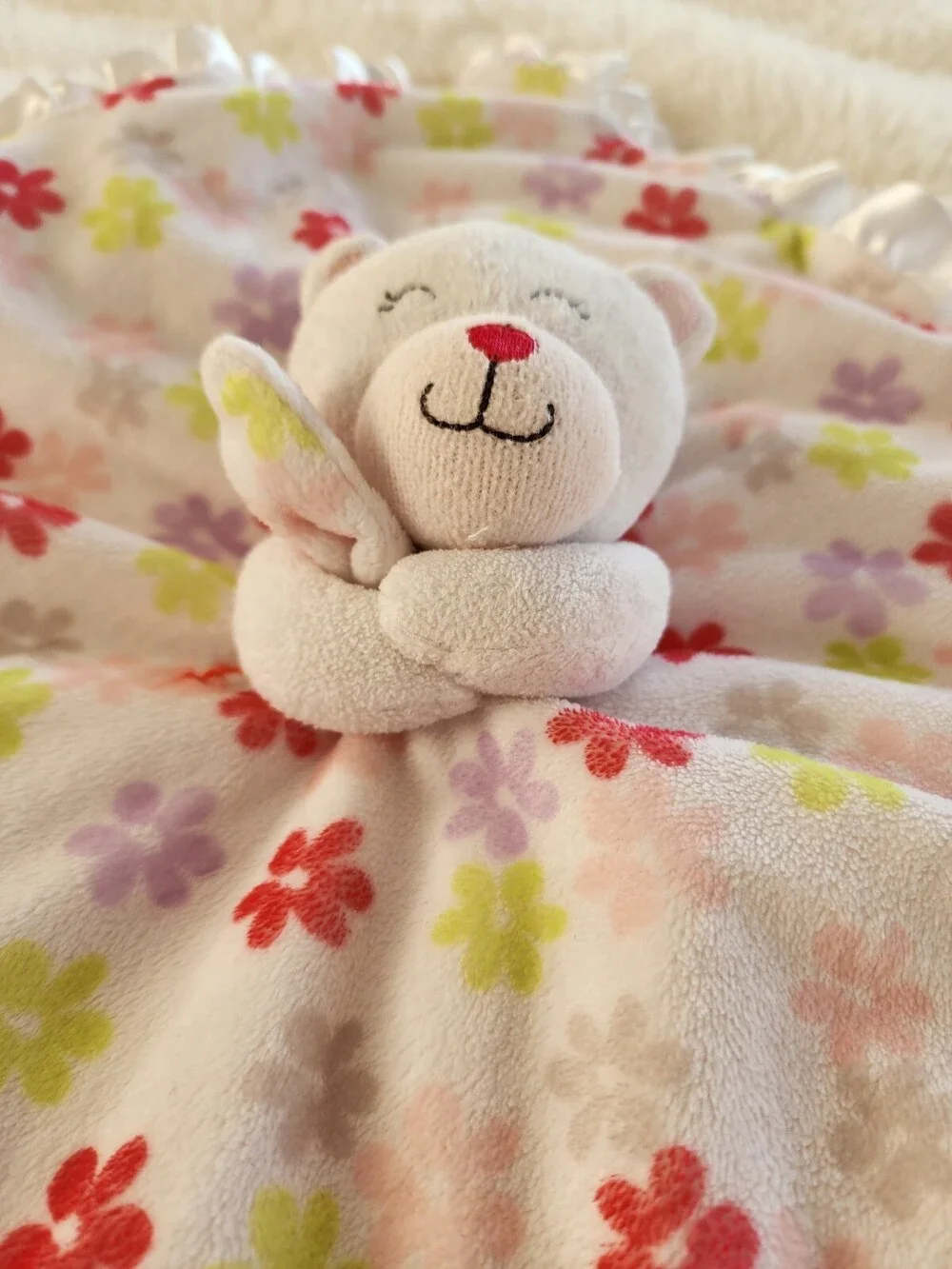 New Carters Baby Blanket Mini Rattle Satin Plush Flowers Bear White